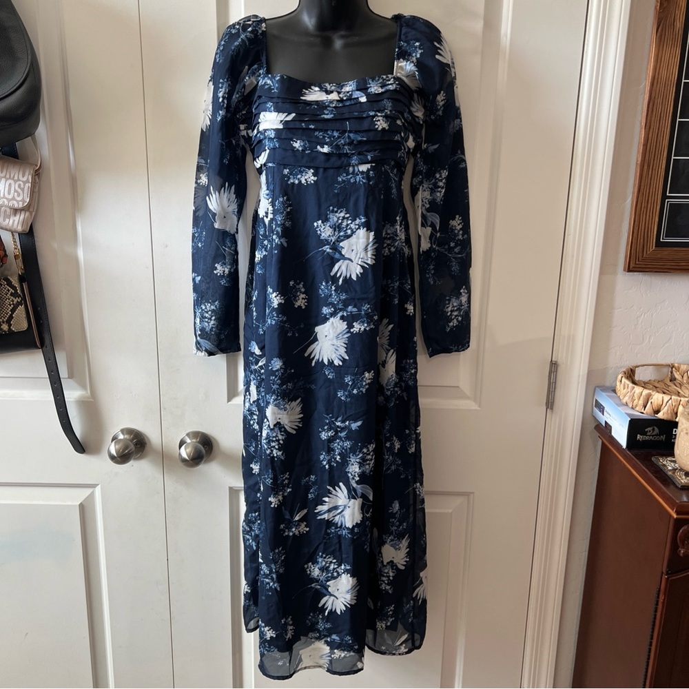 Abercrombie & Fitch Emerson Chiffon Long-Sleeve Midi Dress in Navy Blue Floral